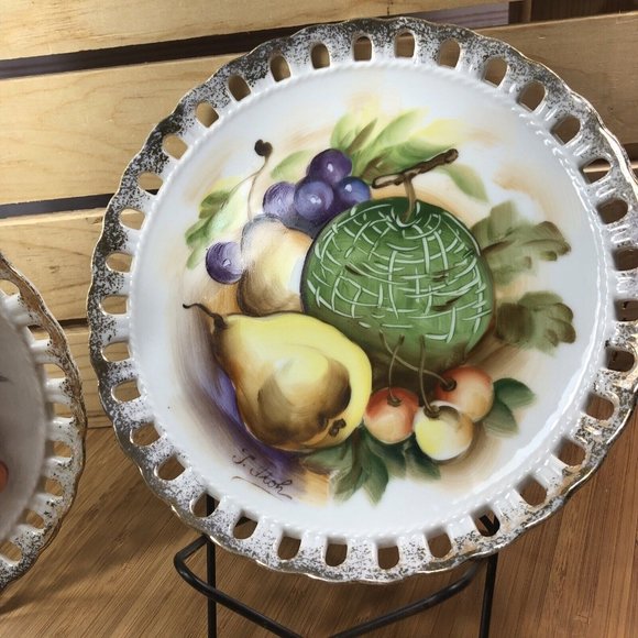 Set Of 2 Vintage UCAG CO. Hand Painted In Japan Porcelain Fruit Plates 8" Signed - Picture 4 of 7